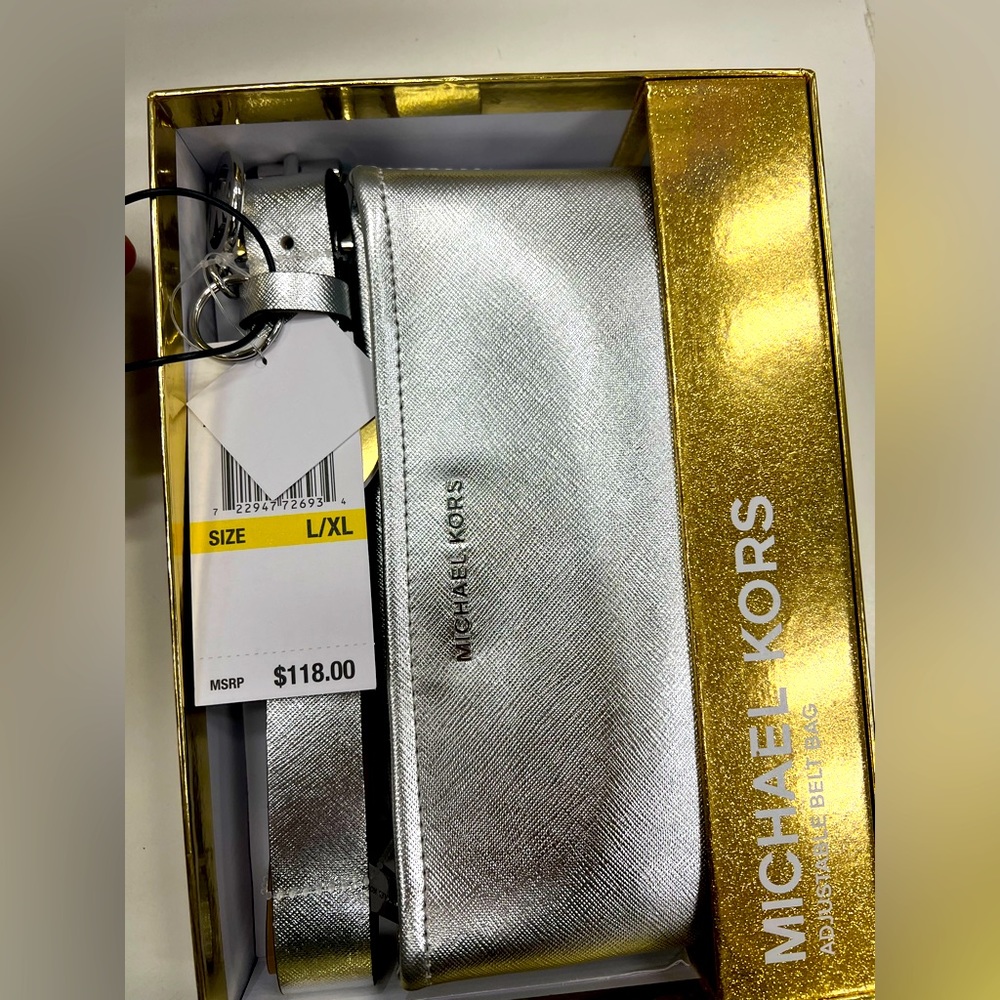 Silver Micheal Kors belt bag gift set pack